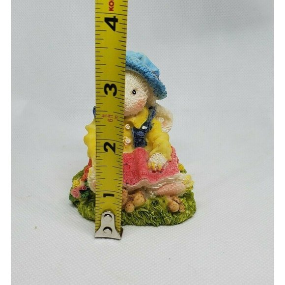 Bunny Sitting On Grass With Pink Book Ceramic/Porcelain Shelf Sitter Home Décor - Picture 5 of 12